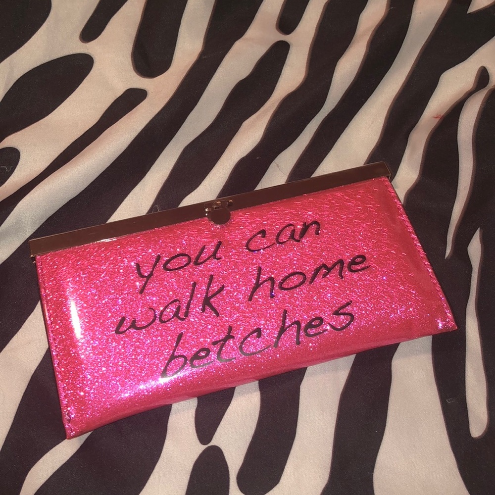 Rue21 Clutch
